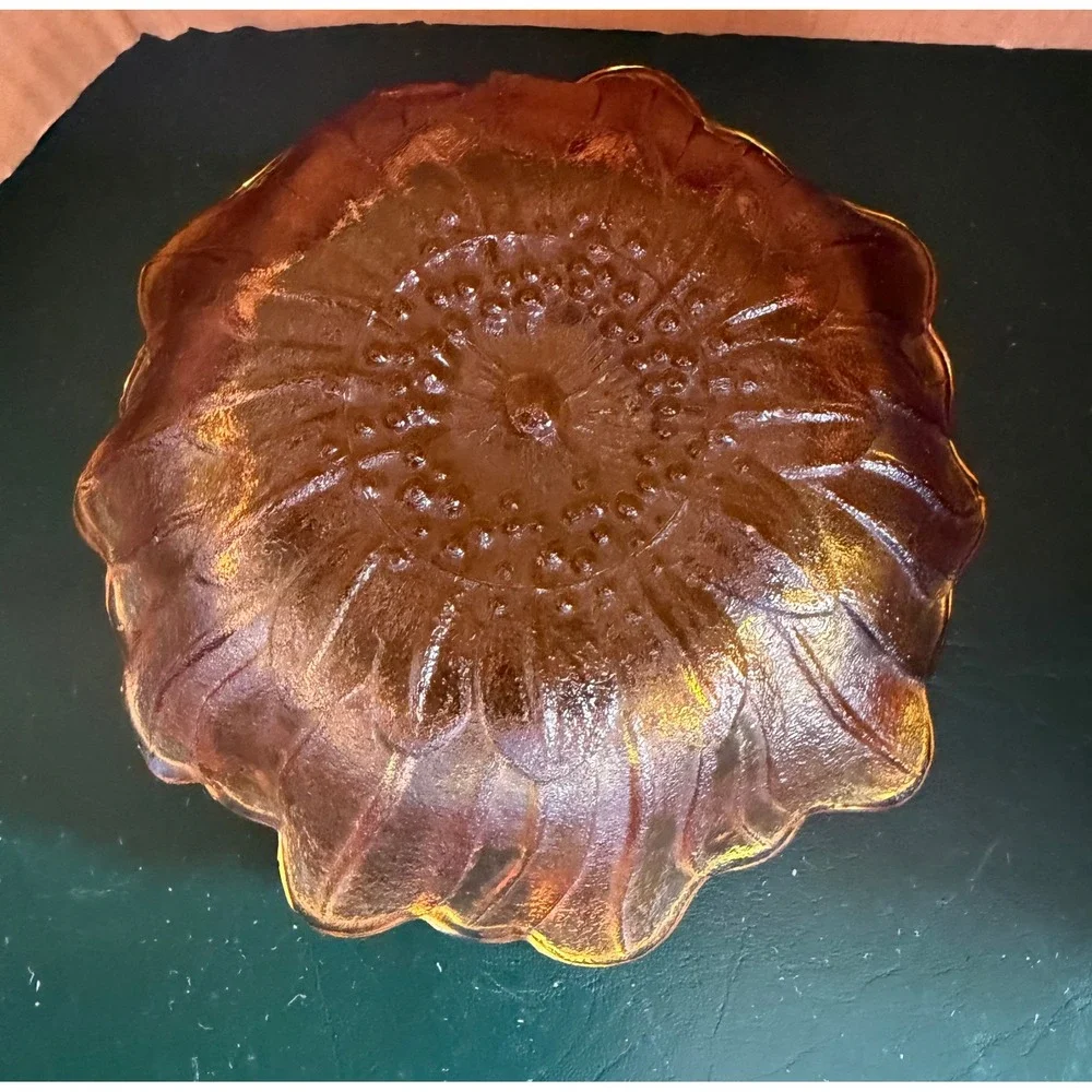 Vintage Amber Glass Sunflower Scalloped Bowl Textured Carnival Glass 7 Inch